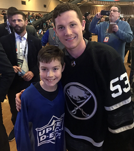 2019-upper-deck-nhl-all-star-media-day-kid-correspondent-player-jeff-skinner